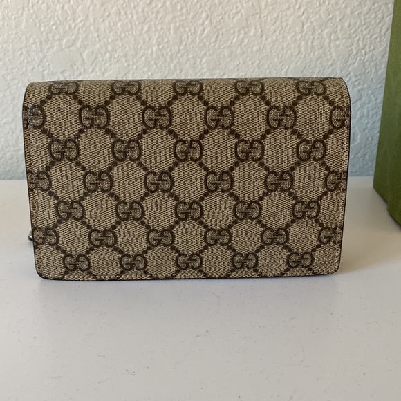 Super Mini Gucci bag, excellent condition, comes with box and paperwork - Picture 2 of 6